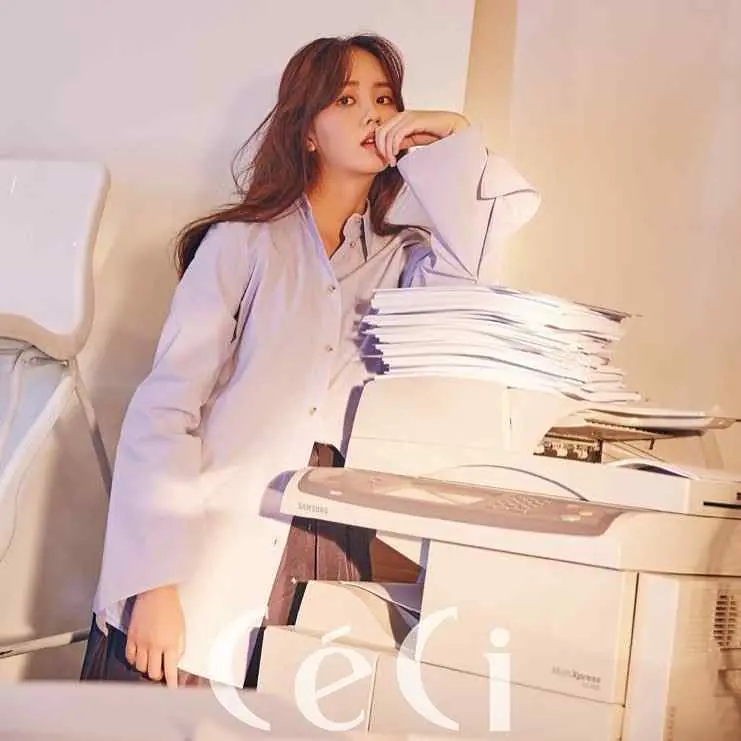 Kim So Hyun - kim-so-hyun-hot-8.webp